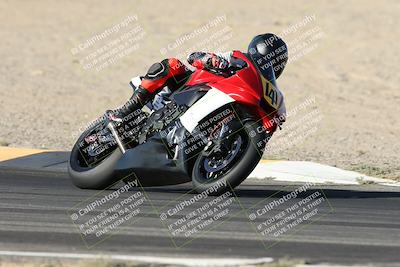 media/Apr-18-2025-CVMA Friday Practice (Fri) [[88baa45499]]/Racer 2/Session 1 (Turns 9 and 8)/